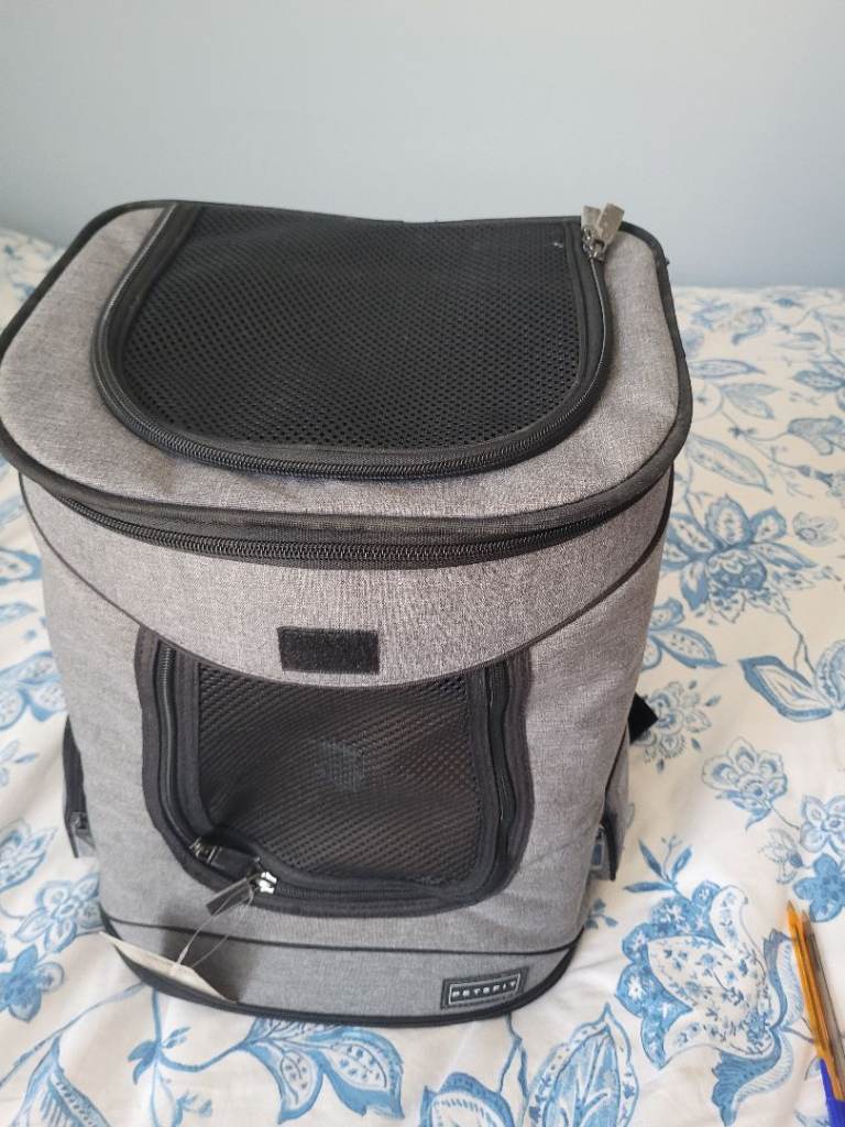New Petsfit Carrier for Cat/Small dog