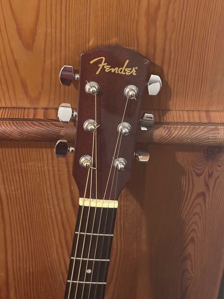 Fender CD-60CE NAT Acoustic Guitar – Good Condition
