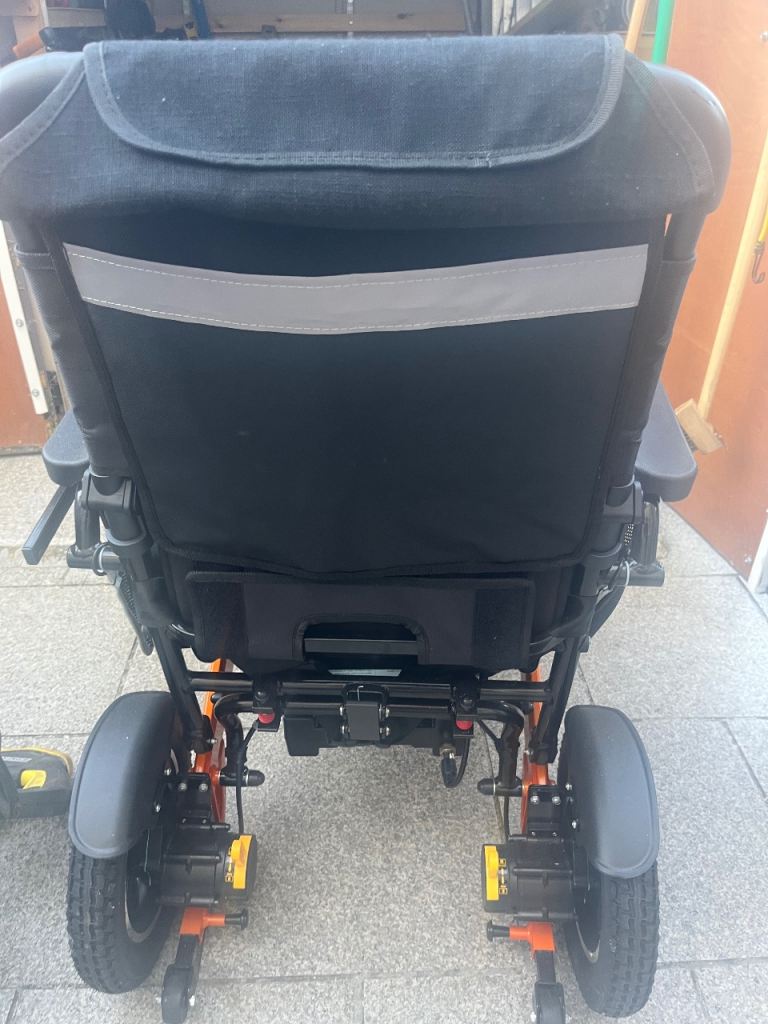 Ezi-Fold Electric Wheelchair – Excellent Condition