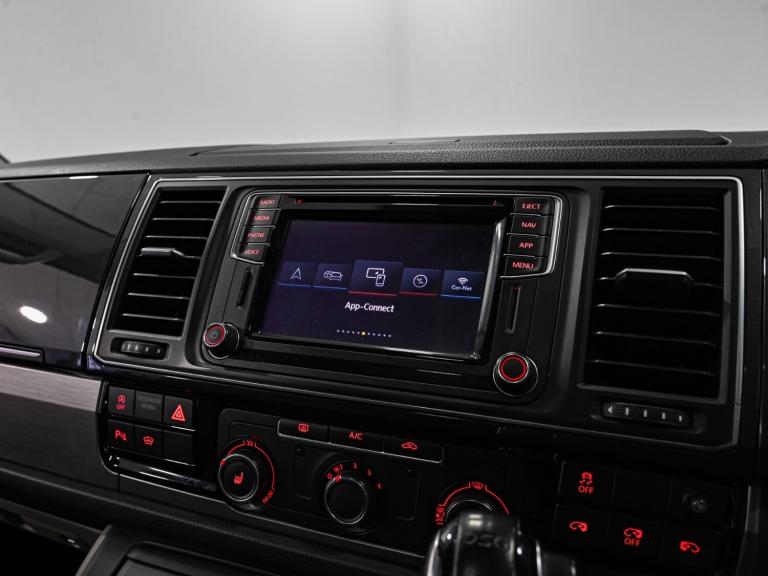 2018 Volkswagen Transporter 2.0 BiTDI BMT 204 Highline Kombi Van 4MOTION DSG WINDOW VAN DIESEL Au...