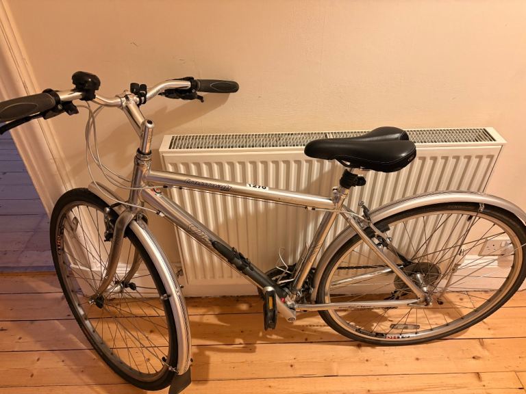Silver City Bike with Mudguards – Good Condition