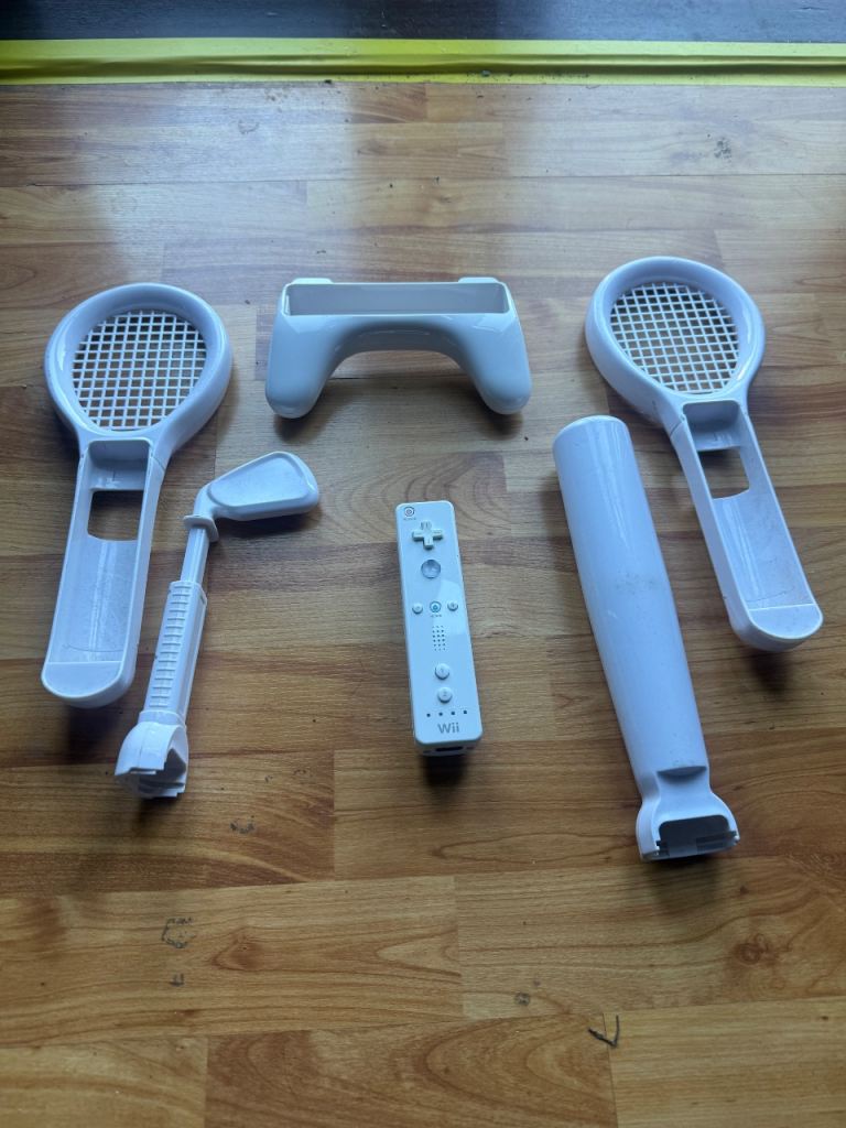 Wii accessories plus controller 