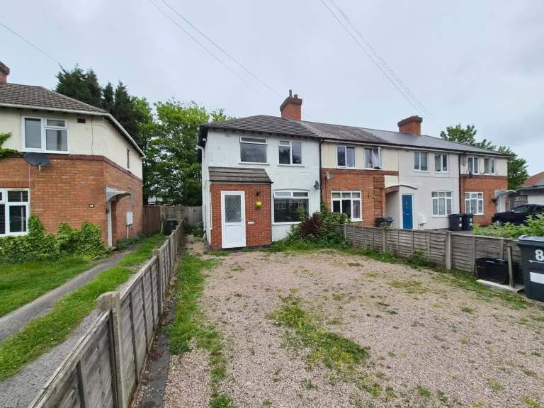 **HARLOW GROVE** TWO BEDROOM HOUSE TO RENT ** HALL GREEN ** IDEAL FOR A SMALL FAMILY **VIEW NOW**