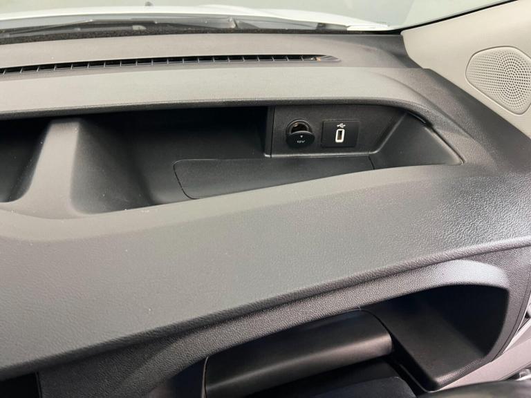 2023 Ford Transit Custom 2.0 320 EcoBlue Limited Crew Van Auto L2 H1 Euro 6 5dr Combi Van Diesel ...