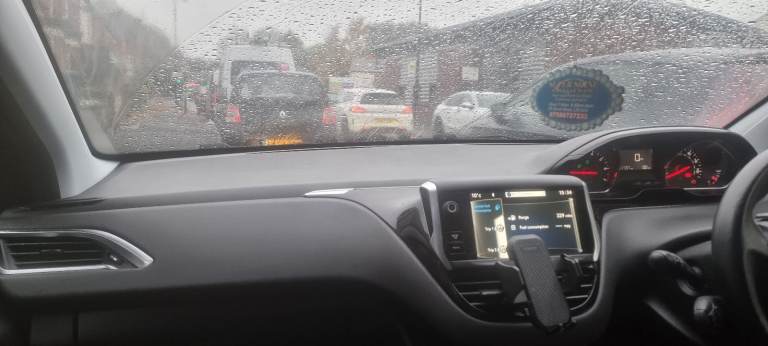 Peugeot, 208, Hatchback, 2014, Manual, 1199 (cc), 5 doors