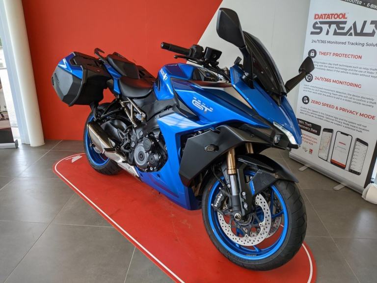 2022 SUZUKI GSX-S1000GT BLUE METALLIC PANNIERS H/GRIPS GREAT VALUE BIKE