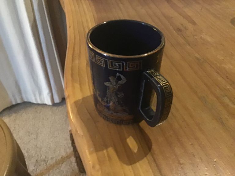 Mug with Greek Motives Reduced to Clear