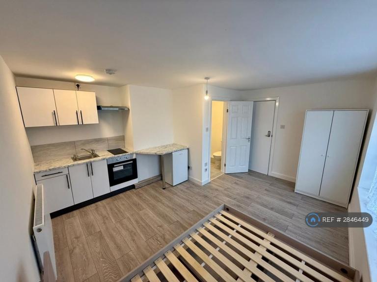 1 bedroom in Churchfield Road, Dunstable, LU5 (#2846449)