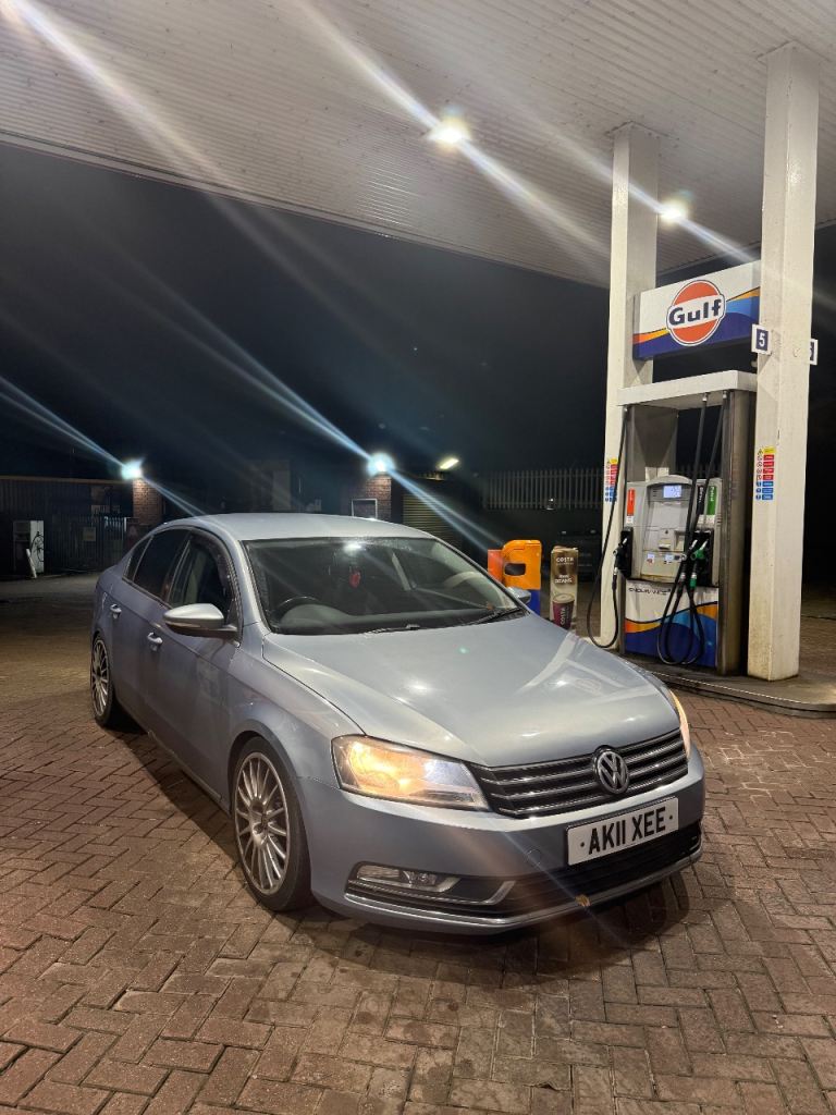 Volkswagen, PASSAT, Saloon, 2011, Manual, 1968 (cc), 4 doors