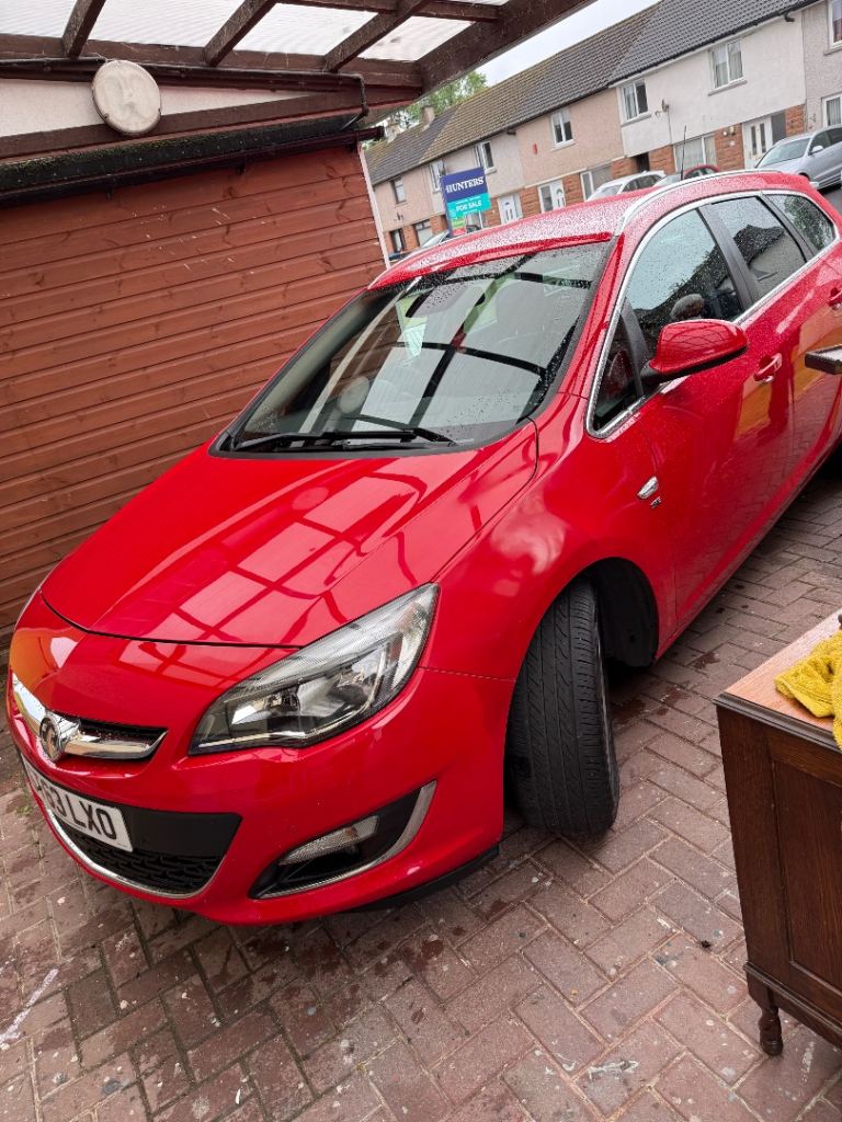 Vauxhall, ASTRA, Estate, 2013, Manual, 1956 (cc), 5 doors