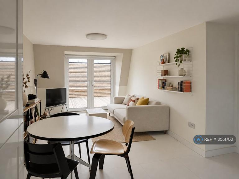 2 bedroom flat in Warwick Road, Kenilworth, CV8 (2 bed) (#3051703)