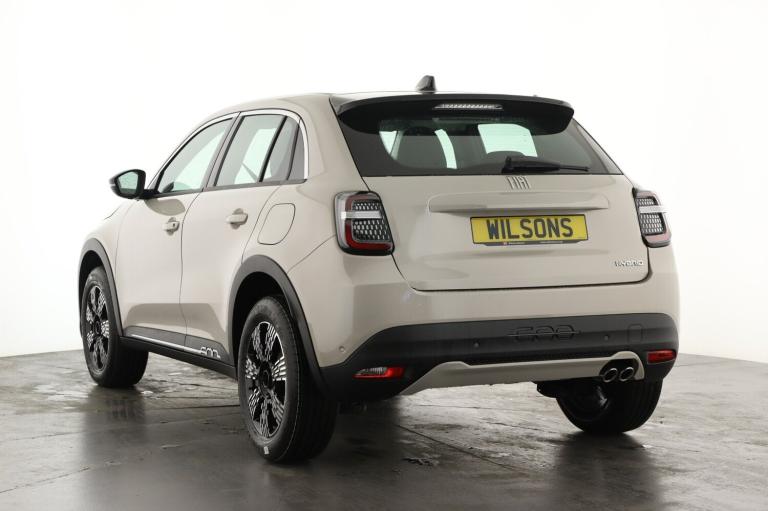 2025 Fiat 600 1.2 Hybrid 48V 5dr eDCT-6 HATCHBACK PETROL Automatic