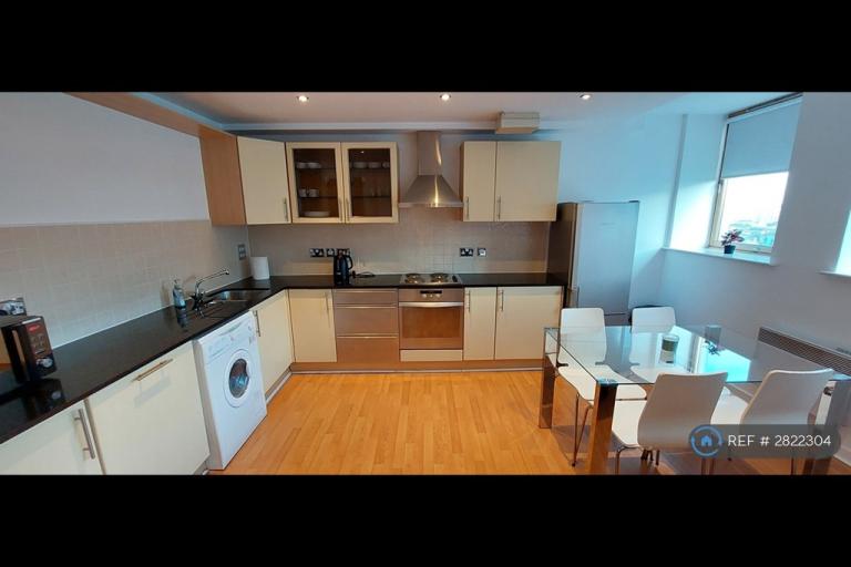 2 bedroom flat in Bothwell Street, Glasgow, G2 (2 bed) (#2822304)