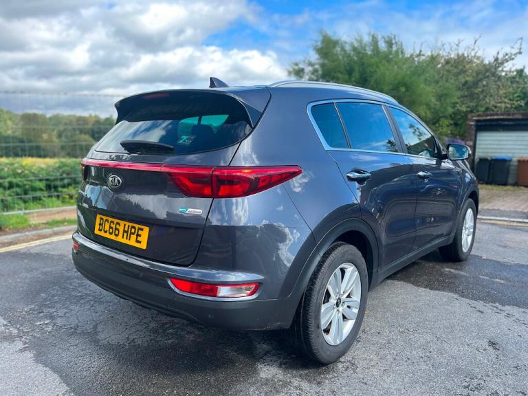 2017 Kia Sportage 1.6 GDi 2 SUV 5dr Petrol Manual Euro 6 (s/s) (130 bhp) SUV Petrol Manual