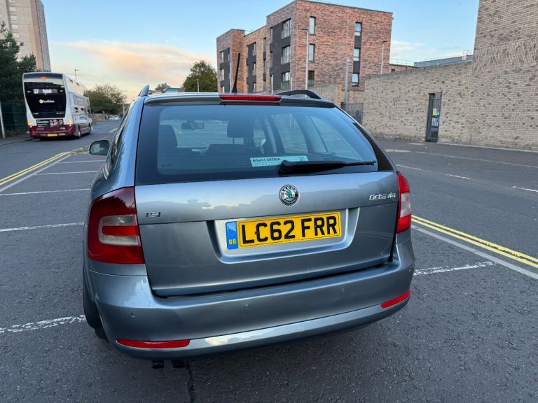 Skoda, OCTAVIA, Estate, 2012, Semi-Auto, 1390 (cc), 5 doors