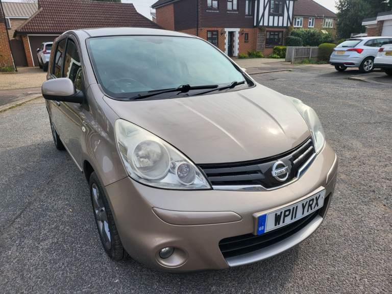 Aircon, Bluetooth, 12 month MOT, ULEZ compliant. Very high spec - navigation, new tyre, good history