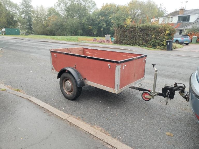 BOX CAMPING TIP RUN TRAILER TOWING TOW 5FT X 3FT