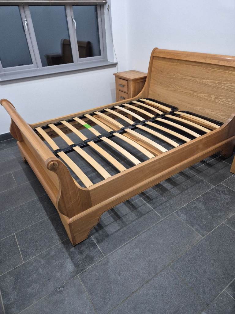 Double oak bed
