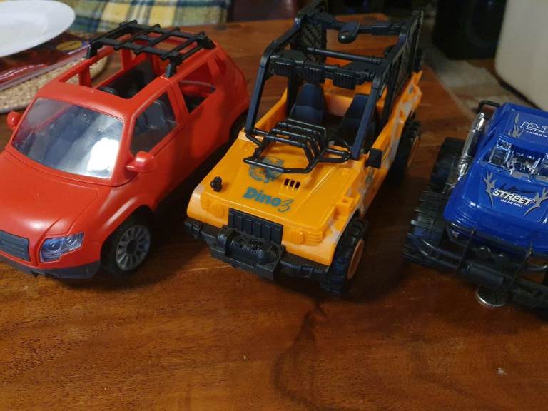 3 Car Toys