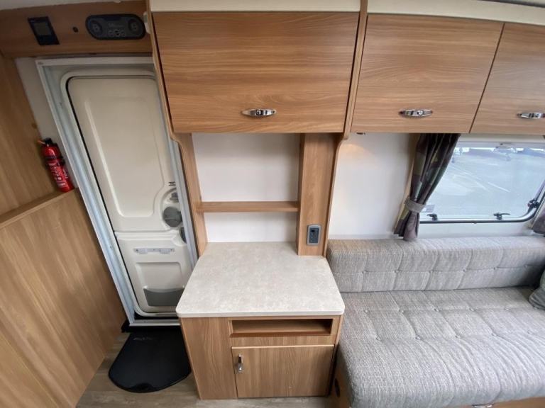 2014 SWIFT FREESTYLE SE S2 TOURING CARAVAN