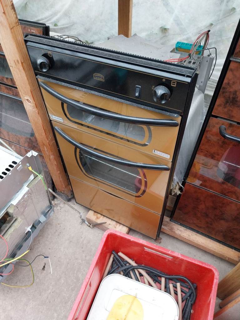 Spinflo caravan oven and grill 