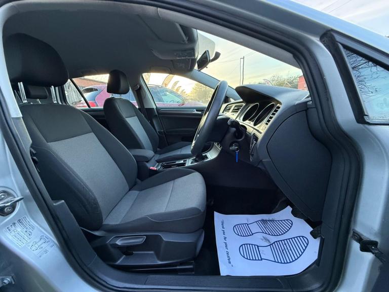 2014 Volkswagen Golf 1.6 TDI BlueMotion Hatchback 5dr Diesel Manual Euro 5 (s/s) (110 ps) HATCHBA...