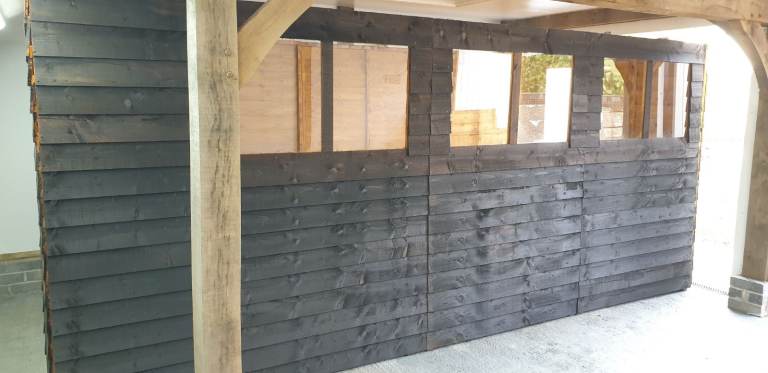 14 x 6 Timber Garden Shed Unused with Laminate Flooring, Flooring insulation, Bench, Consumer Unit