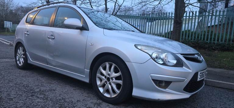 Hyundai i30 Estate 1.6 crdi honda ford skoda  nissan  toyota Volkswagen renault  peugeot vauxhall 