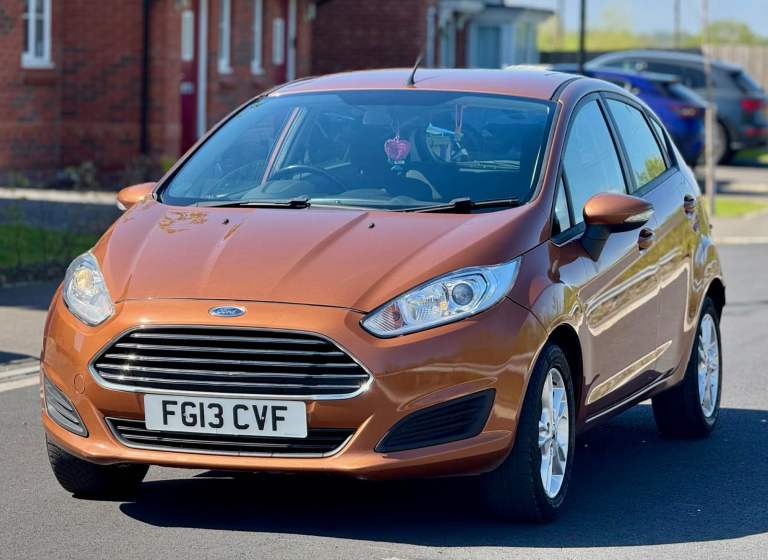 Ford, FIESTA, Hatchback, 2013, Manual, 1498 (cc), 5 doors
