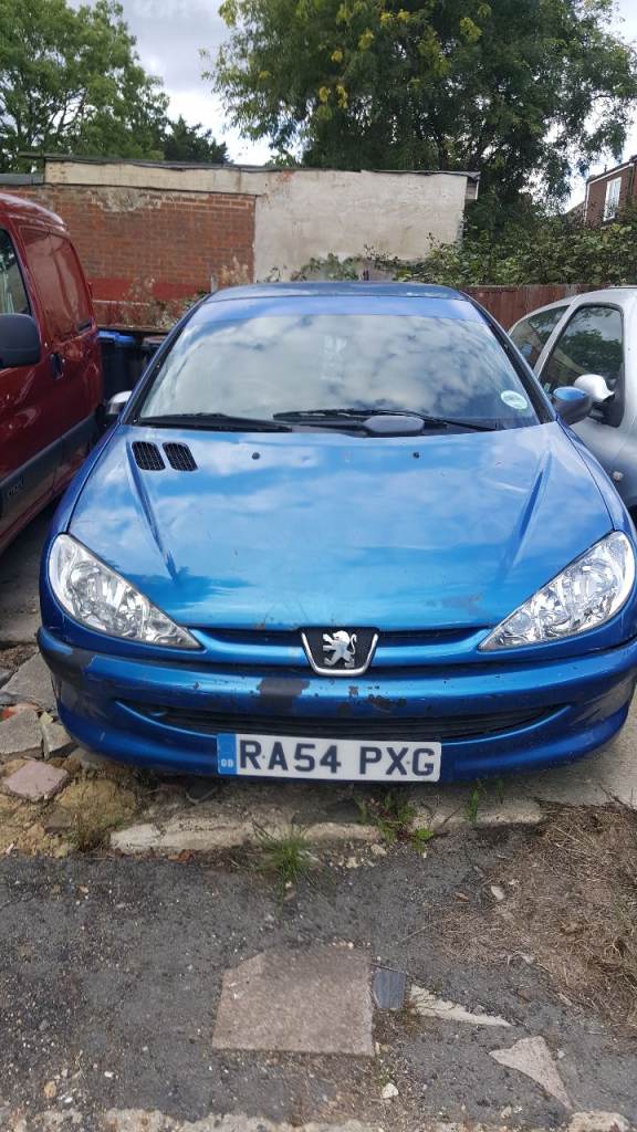 Peugeot, 206, Hatchback, 2004, Manual, 1124 (cc), 3 doors
