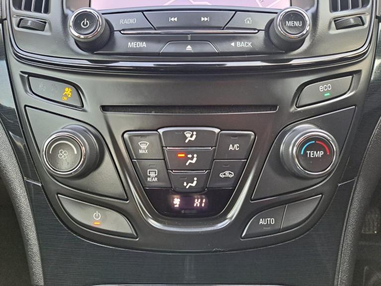 2014 Vauxhall Insignia 2.0 CDTi ecoFLEX Tech Line Sports Tourer Euro 5 (s/s) 5dr ESTATE Diesel Ma...