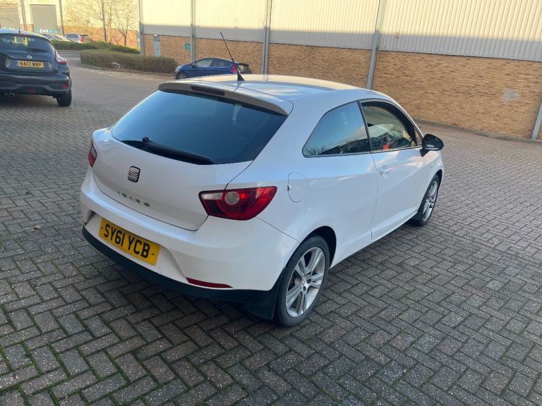 Seat, IBIZA, Hatchback, 2012, Manual, 1390 (cc), 3 doors