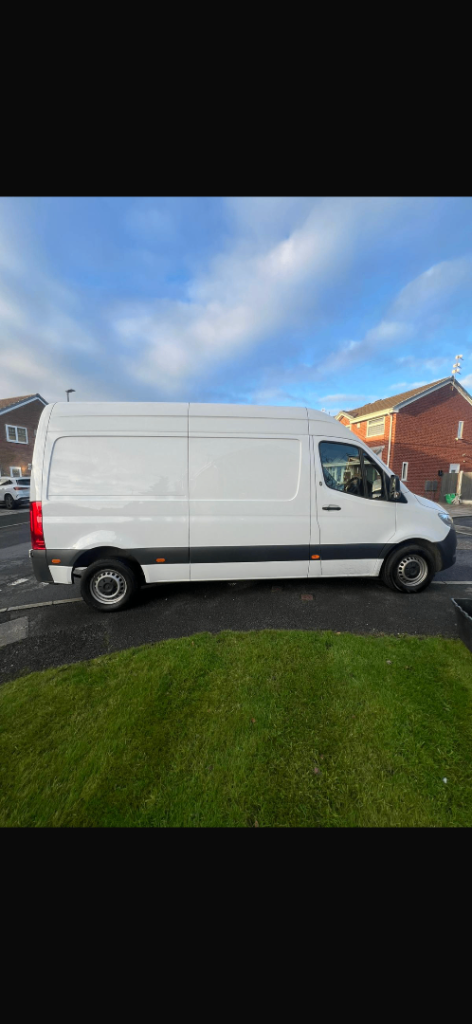 Mercedes-Benz Sprinter 2.0 315 CDI Premium Panel Van 5dr Diesel Manual FWD L2 H2 Euro 6 (150) 2023