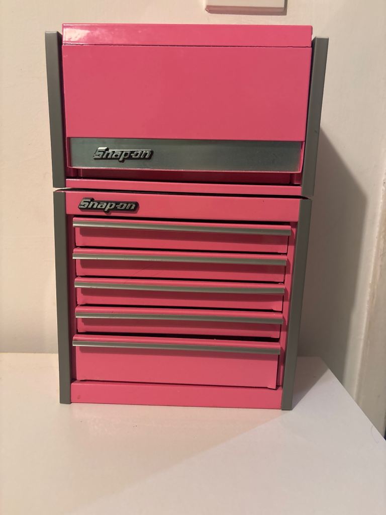 Snap-on jewellery box