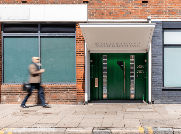 30-Desks Private Plug & Play Office | Flexible Terms | Rooftop Terrace | Old Street