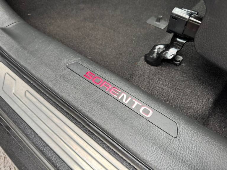 2014 Kia Sorento 2.2 CRDi KX-3 SUV 5dr Diesel Auto AWD Euro 5 (194 bhp) ESTATE Diesel Automatic