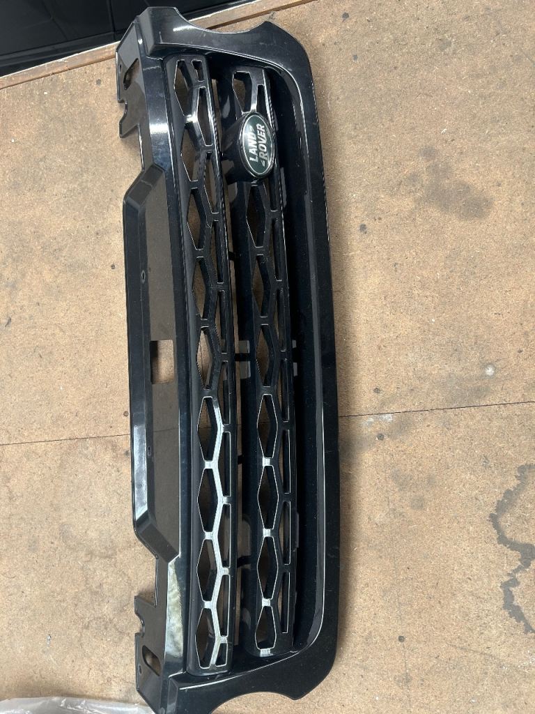 Land Rover evoque black grill 