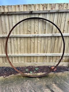 Huge Rusty Iron Cart Wheel Rim / Garden Sculpture