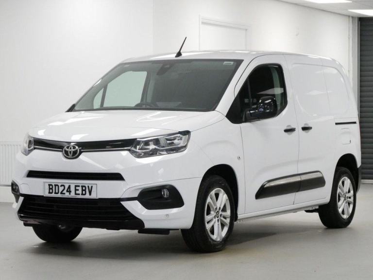 2024 TOYOTA PROACE CITY 1.5 BLUEHDI 130 BHP L1  DESIGN AUTOMATIC 6 DOOR