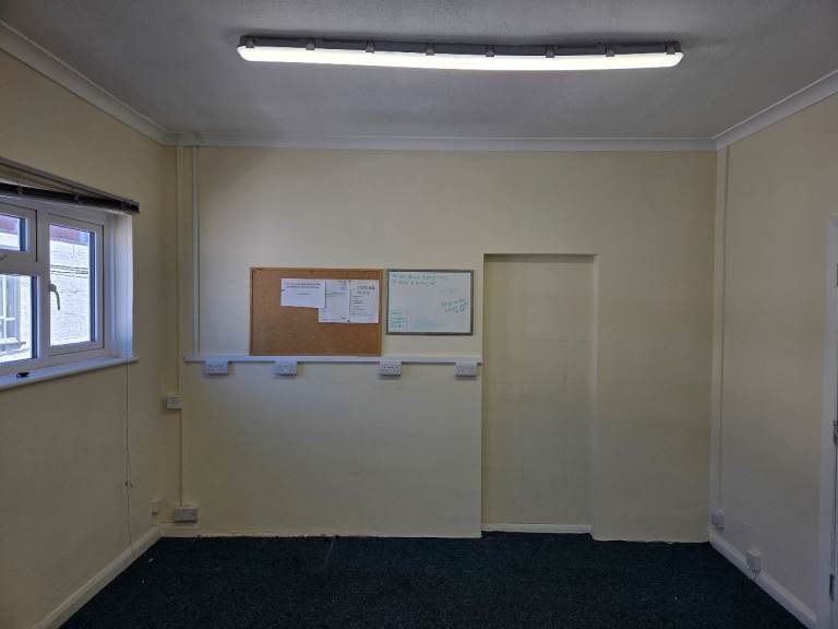 Office Spaces to Rent in Enfield