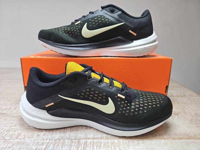 Brand New Nike Running / Training Shoes – Black & Olive – Fresh In Box