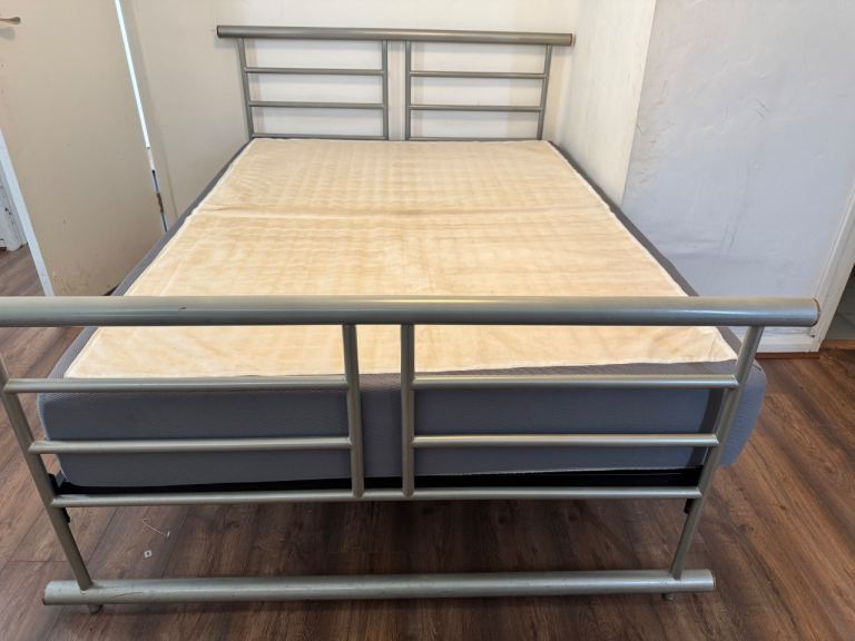 Double Metal Bed Frame – Grey, Good Condition