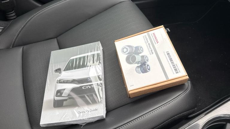 2025 Honda Civic HONDA Civic 2.0 Ehev Advance 5Dr CVT Hatchback Hatchback Hybrid Automatic