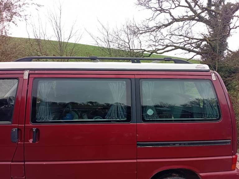 2000  SWB  Volkswagen Caravelle Campervan (tdi)