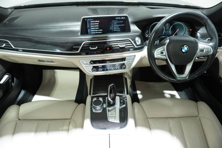 2015 BMW 7 Series 730Ld M Sport 4dr Auto SALOON DIESEL Automatic