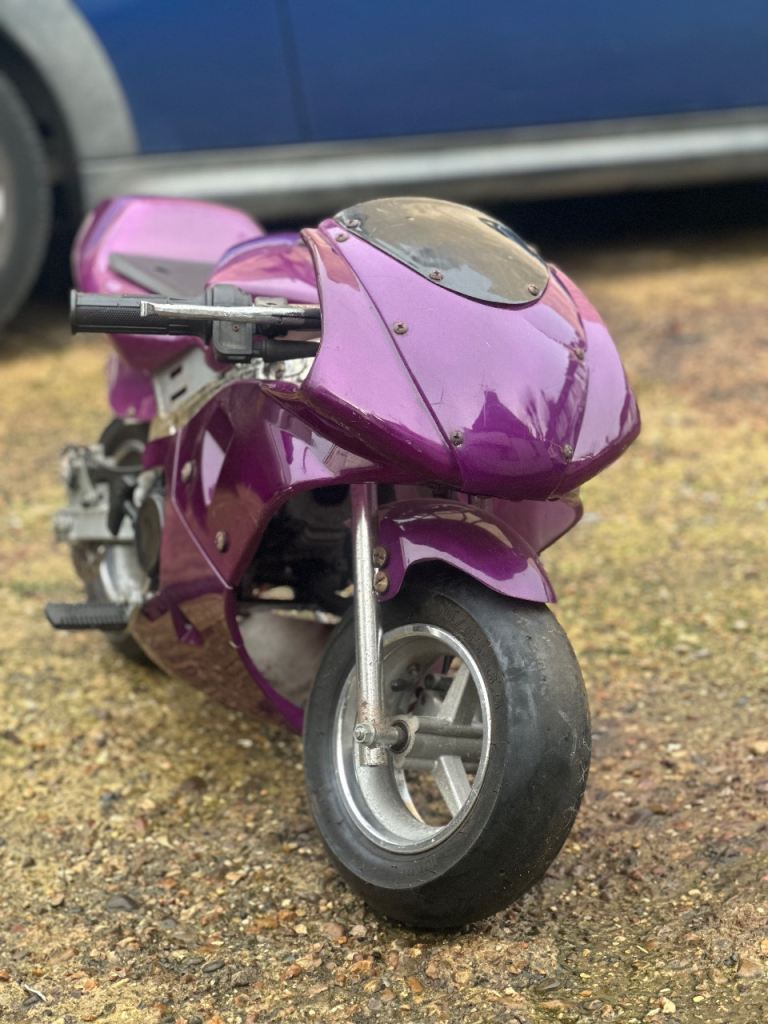 Mini Moto Pocket bike 49cc in purple. 