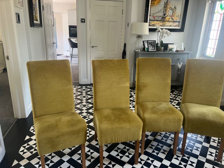 Dinning chairs green velvet well padded 