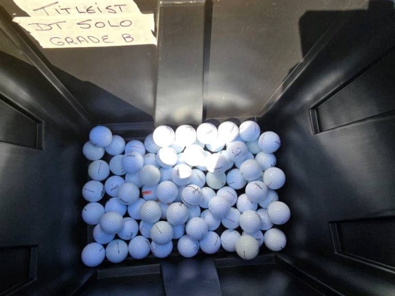 Titleist DT Solo Grade B golf balls