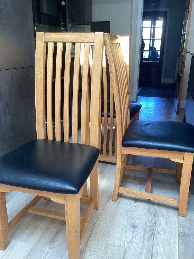 Set of 6 Solid Oak Dining Chairs with Dark Brown Seats