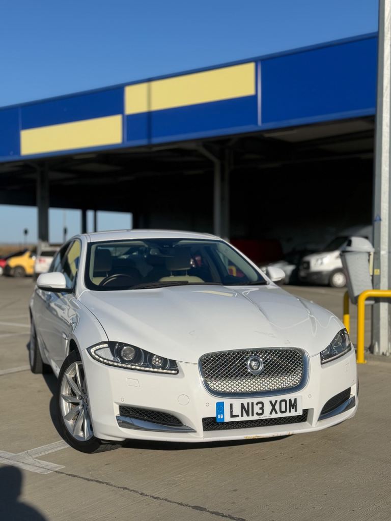 Jaguar, XF, Saloon, 2013, Other, 2993 (cc), 4 doors